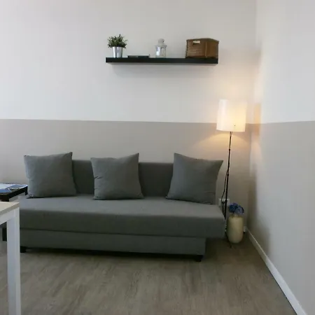 Happy Holiday Apartman La Spezia