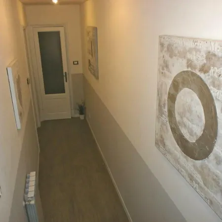 Happy Holiday Apartman La Spezia